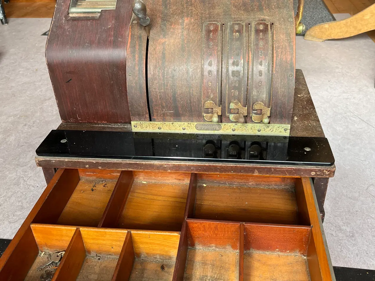 Billede 2 - GL. National Kasseapperat 