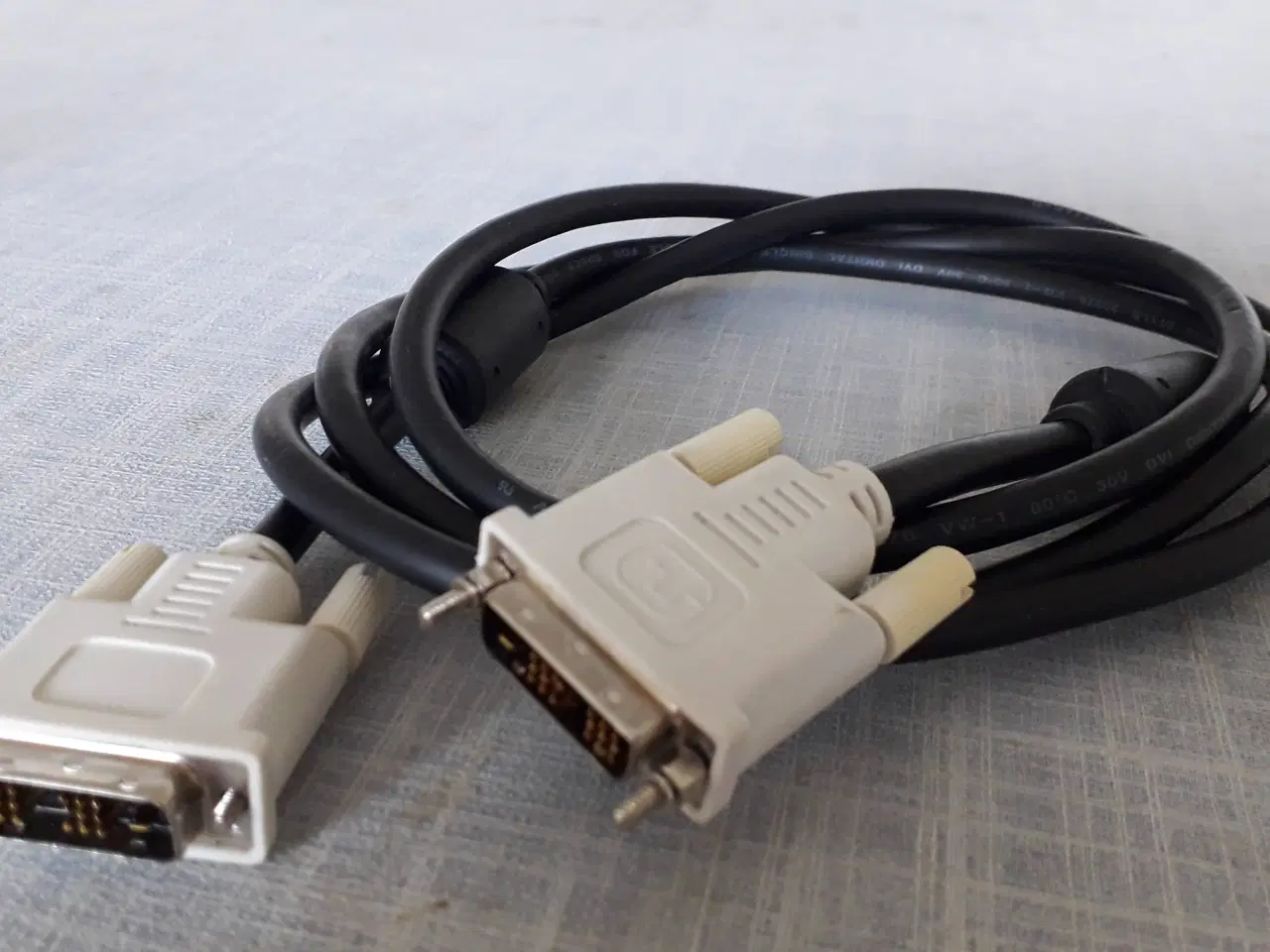 Billede 1 - DVI Kabel
