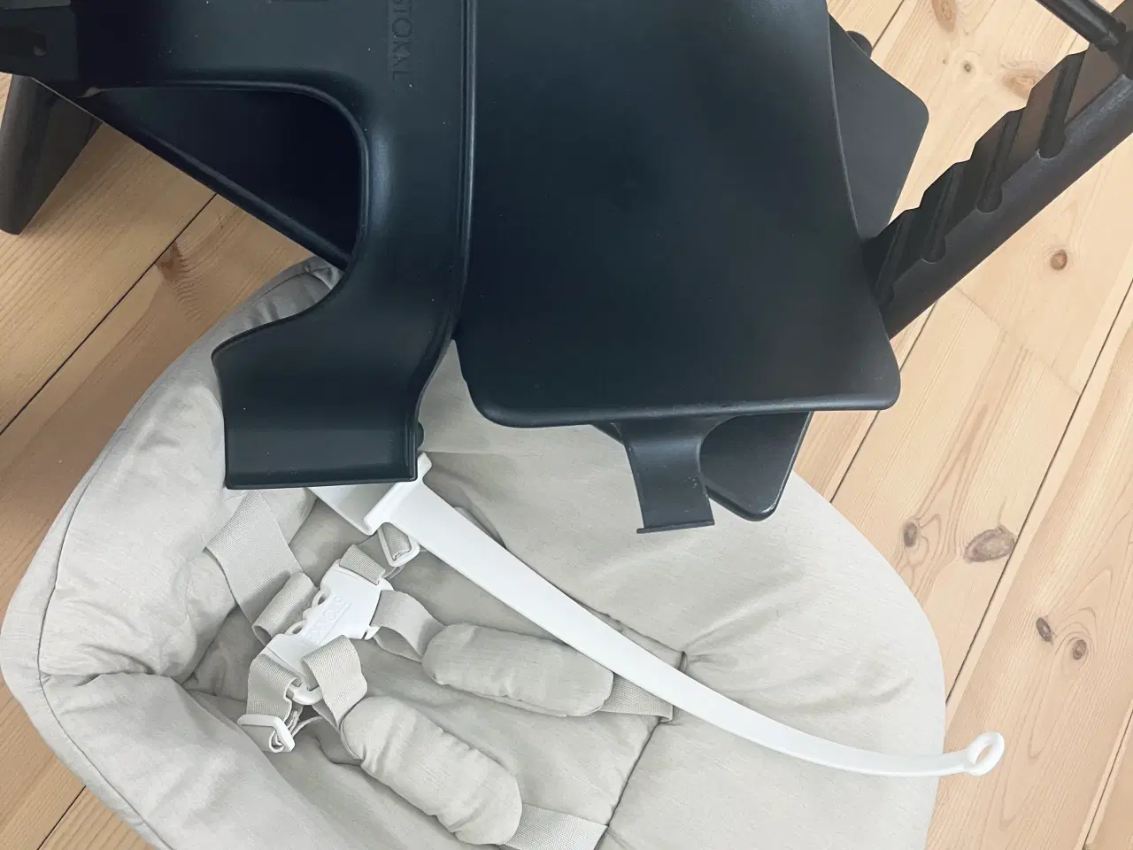 Billede 2 - Trip trap stol m. komplet tilbehør 