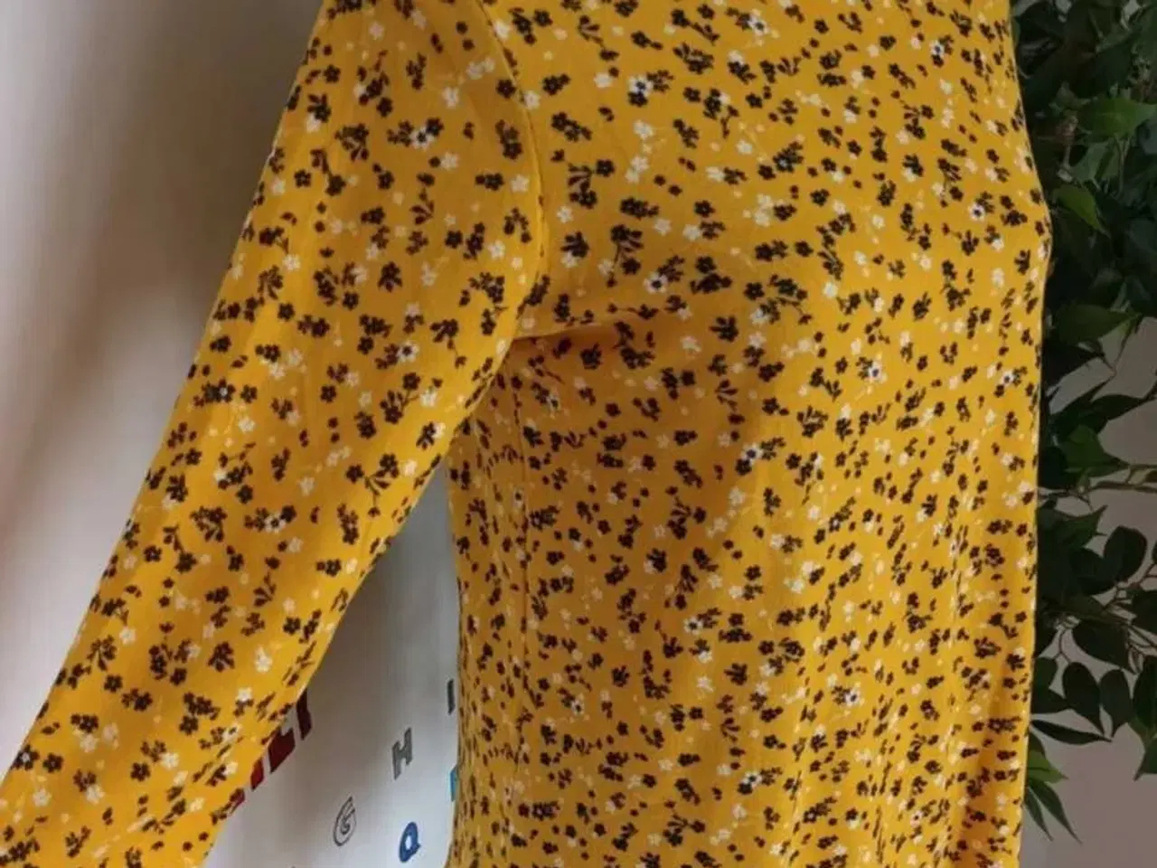 Billede 4 - Bluse. VRS. Medium/38