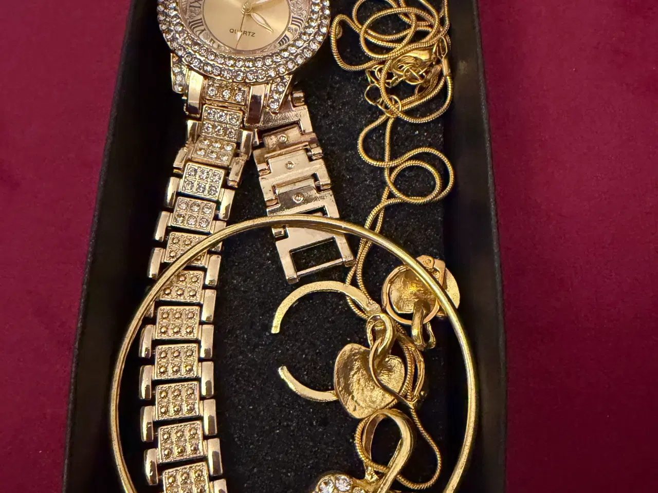 Billede 4 - Valentines smykkesæt