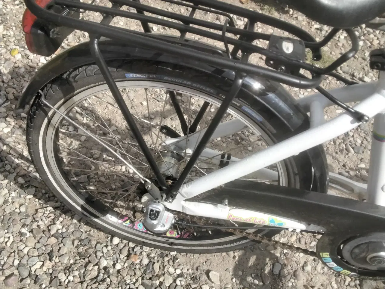 Billede 7 - Living 20" pigecykel I pæn køreklar stand med kurv
