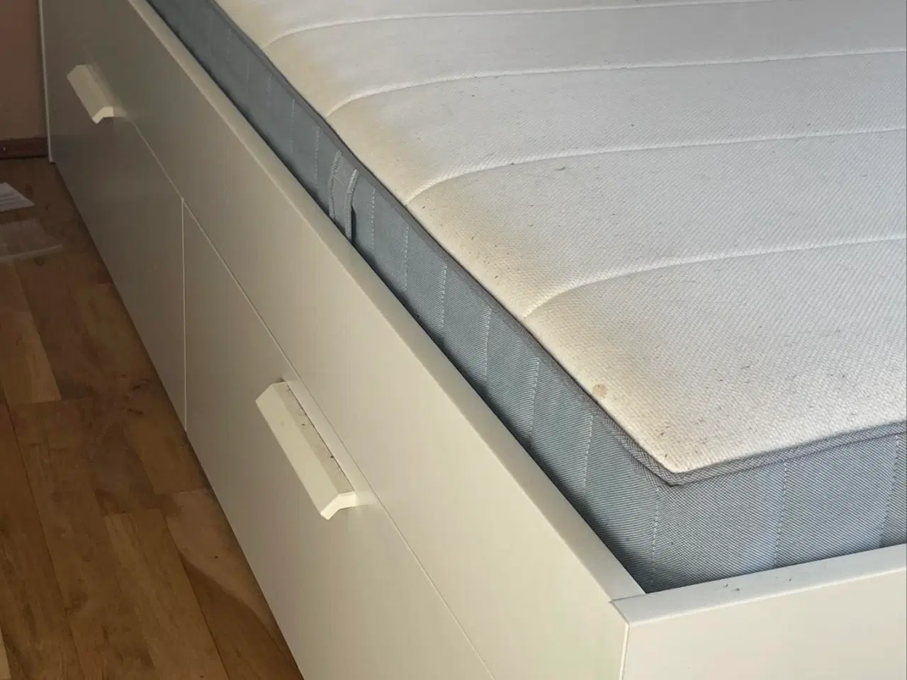 Billede 1 - Seng - Ikea
