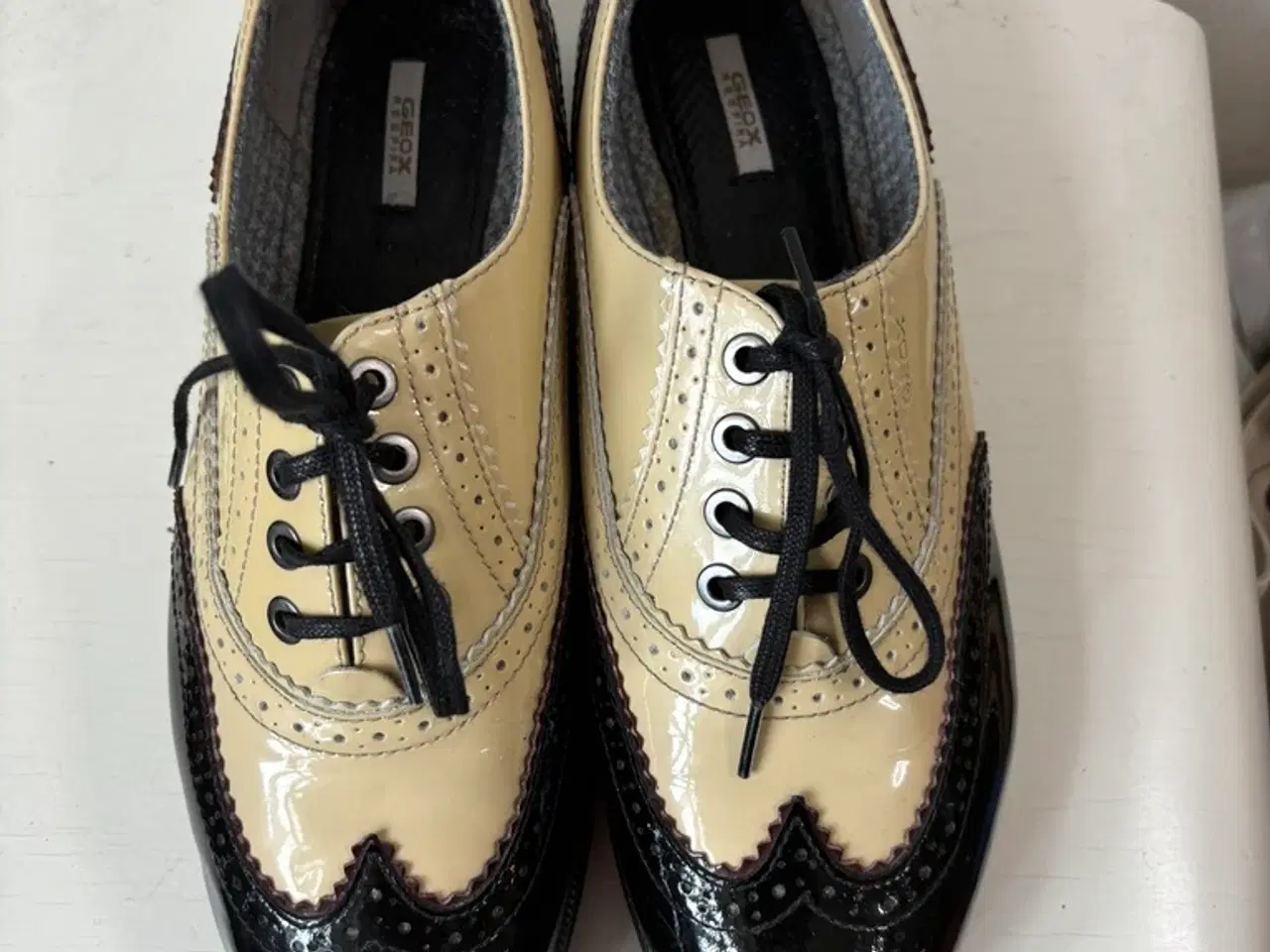 Billede 2 - GEOX, snøresko, str 38