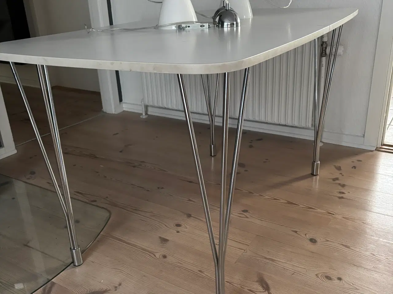 Billede 2 - Spisebord i hvid