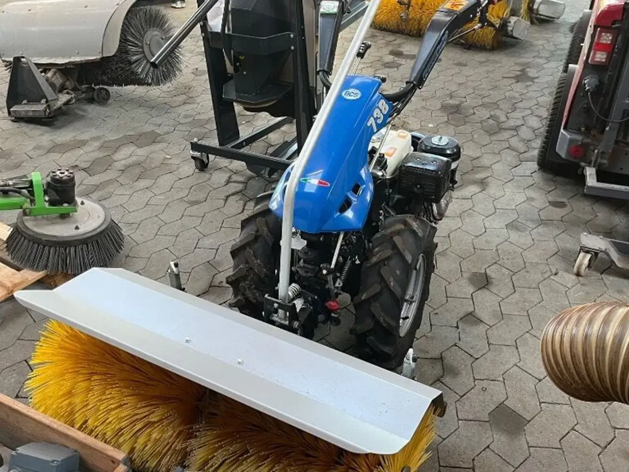 Billede 1 - BCS 738 Power Safe Motoriseret  frontkost