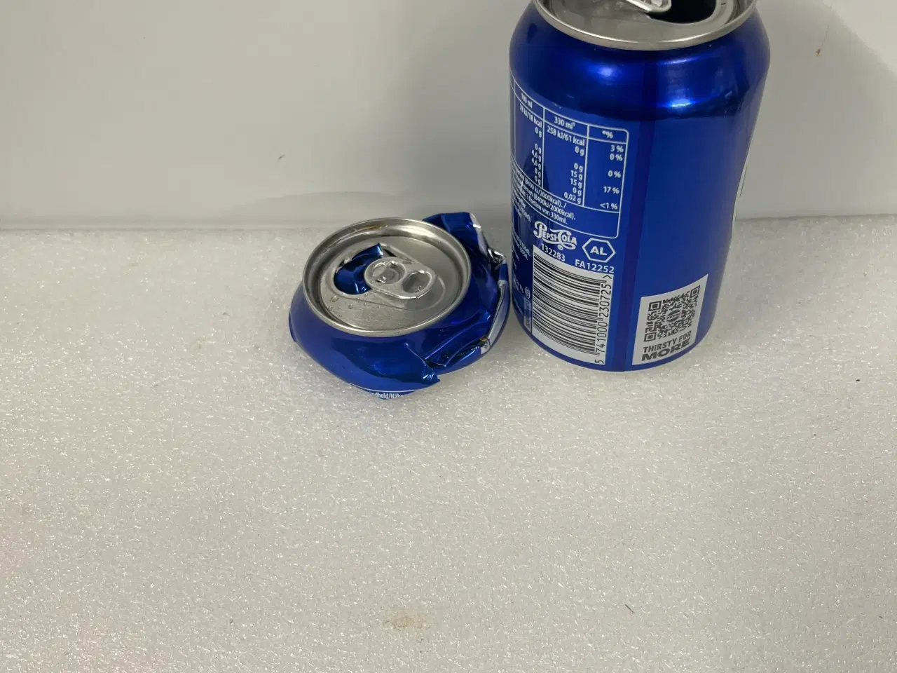 Billede 6 - Dåsepresser 0,33 + 0,5 L dåser 