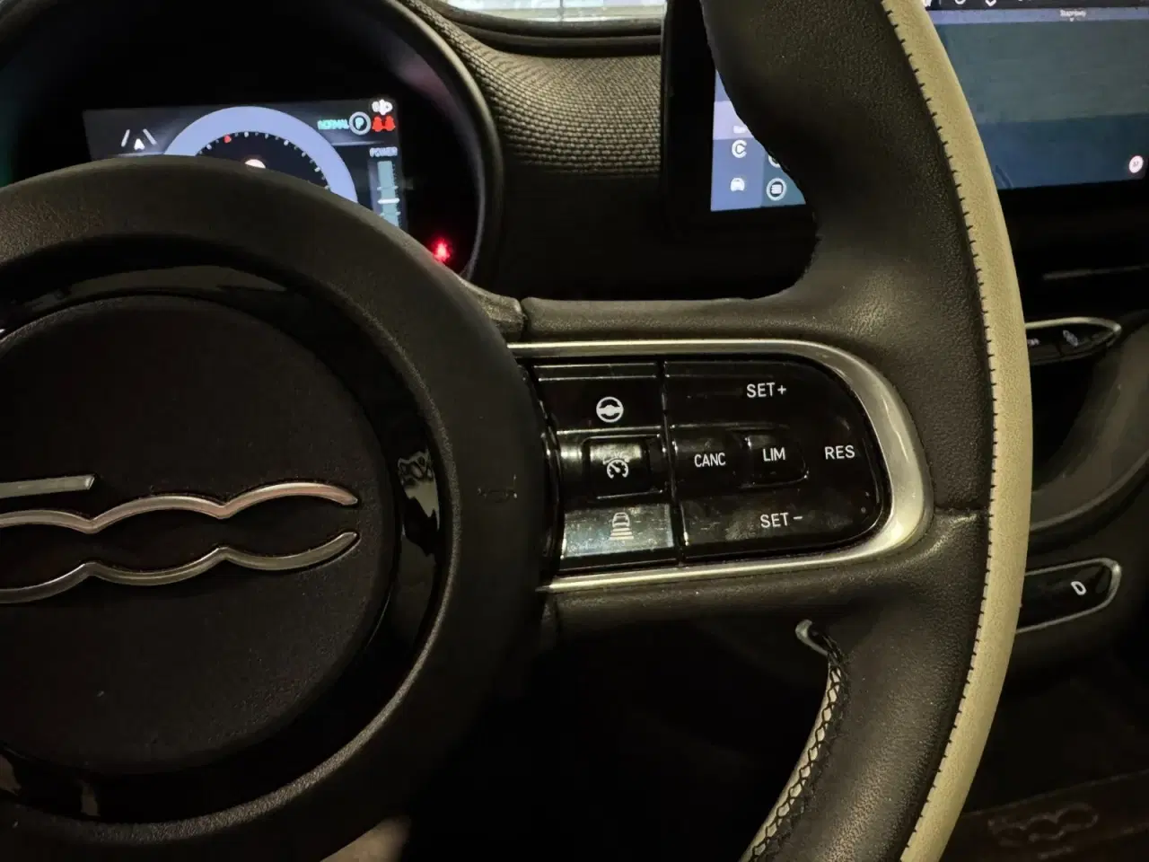 Billede 8 - Fiat 500e 42 la Prima