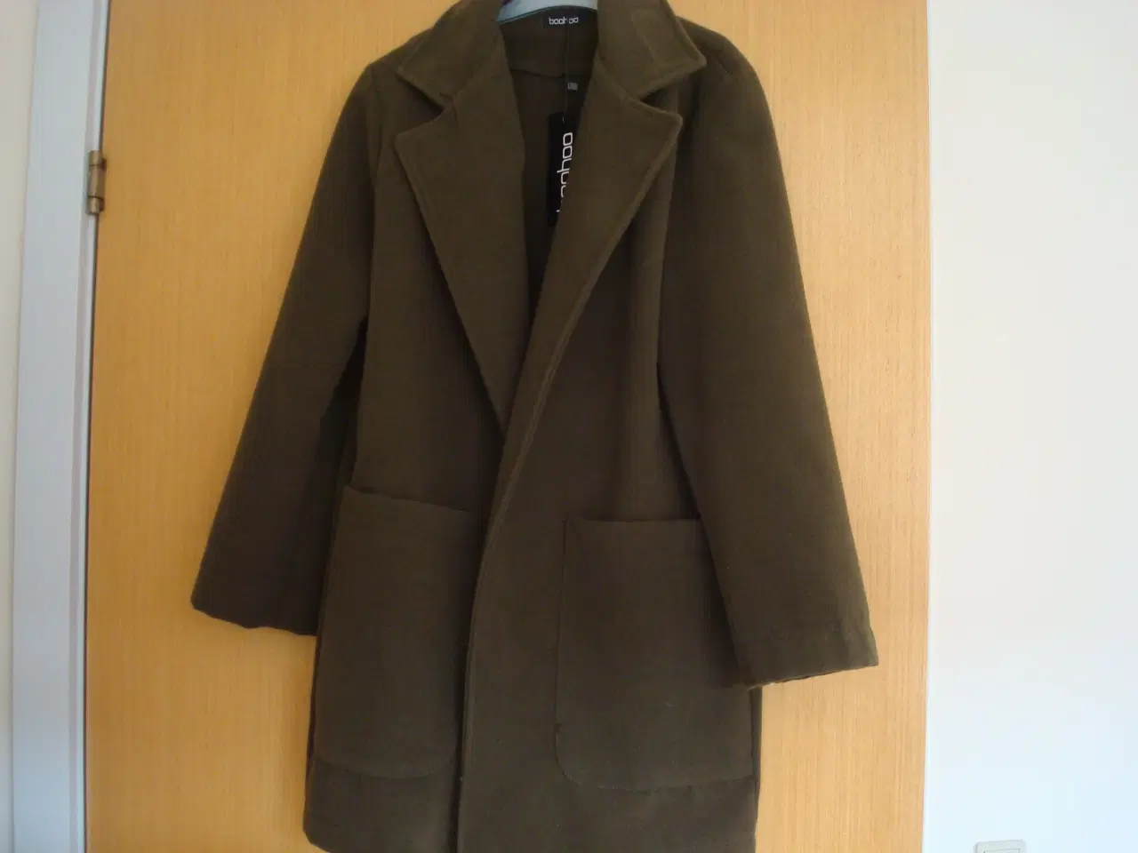 Billede 1 - NY Frakke, str. 36, BooHoo