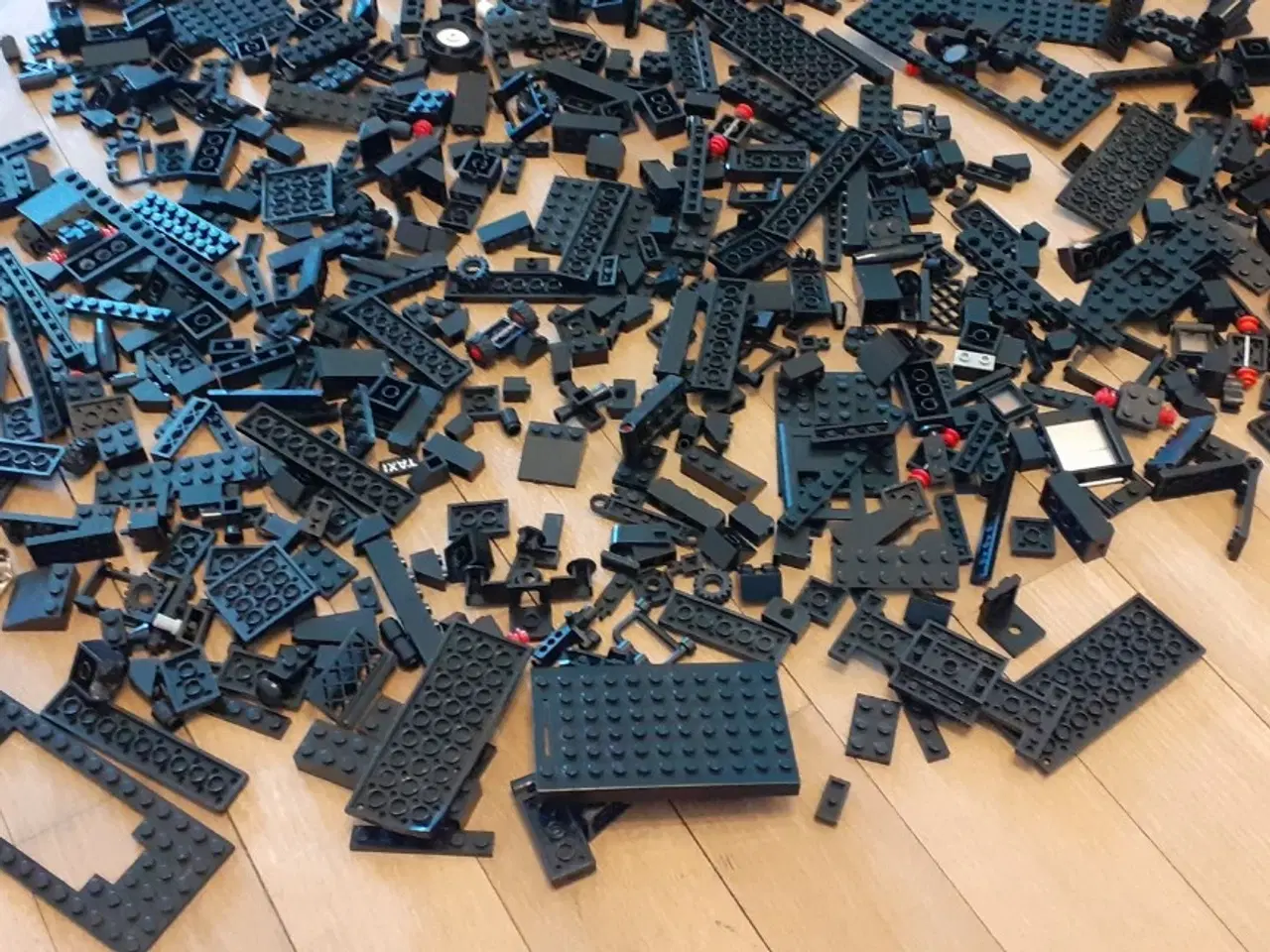 Billede 5 - LEGO 600 stk sorte div. klodser (Fra 70´er & 80´er