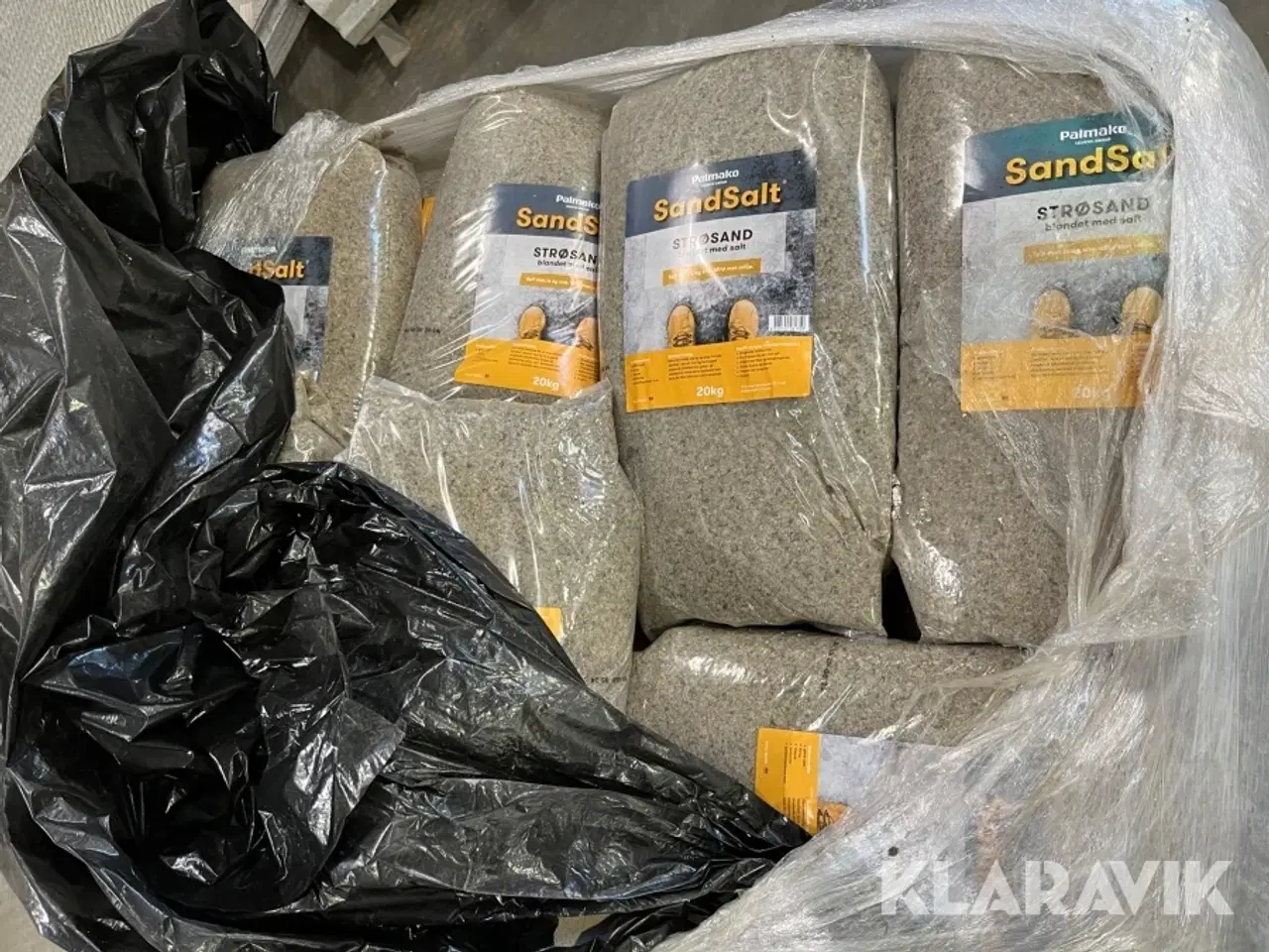 Billede 5 - Strøsand blandet med salt Palmako Sandsalt 98 sække