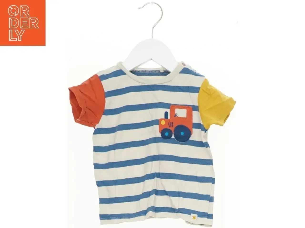 Billede 1 - Børne T-shirt med striber og bilmotiv fra Next Baby (str. 80)