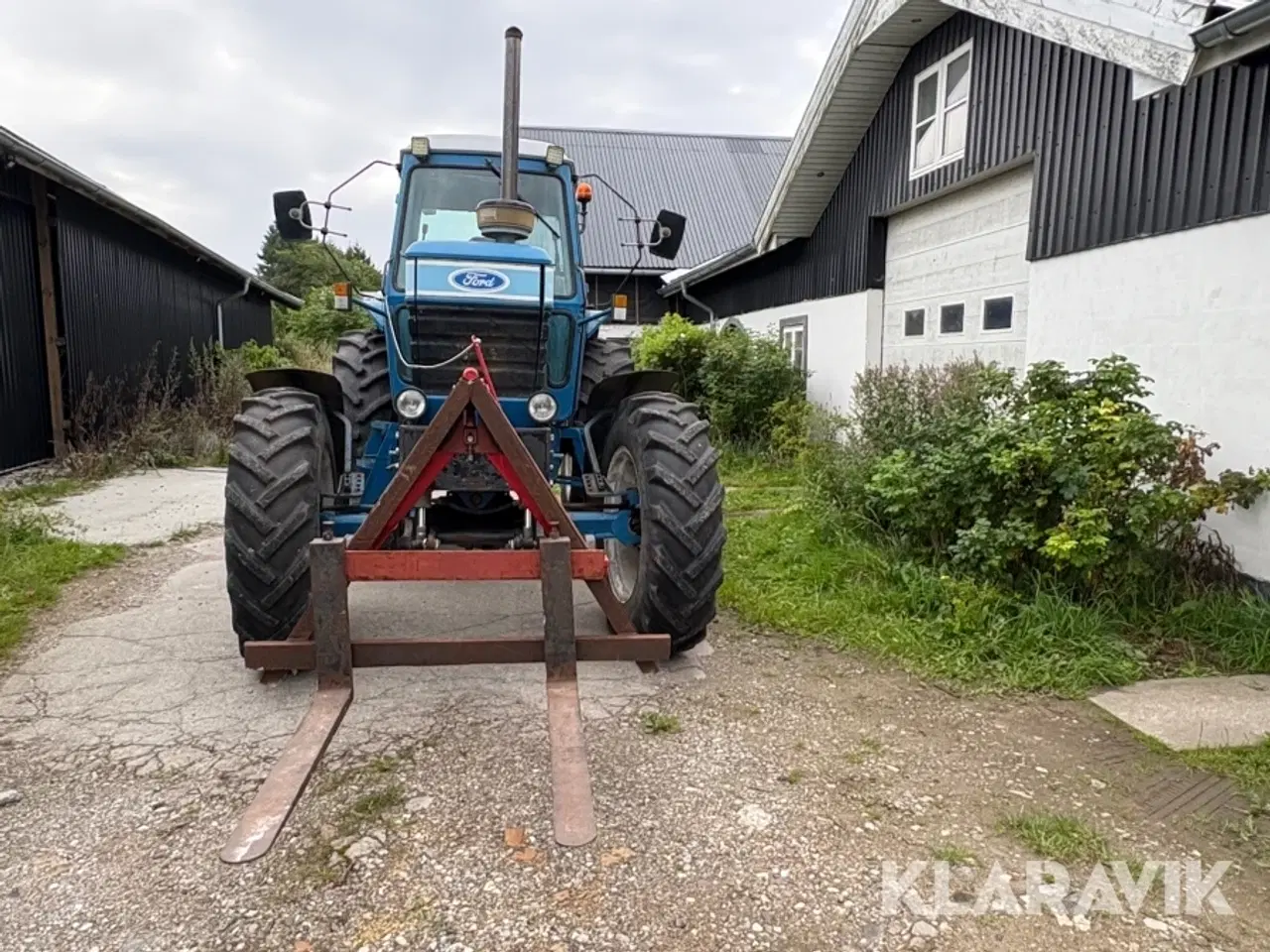 Billede 8 - Traktor Ford 8210 Turbo med front løfter og A-ramme