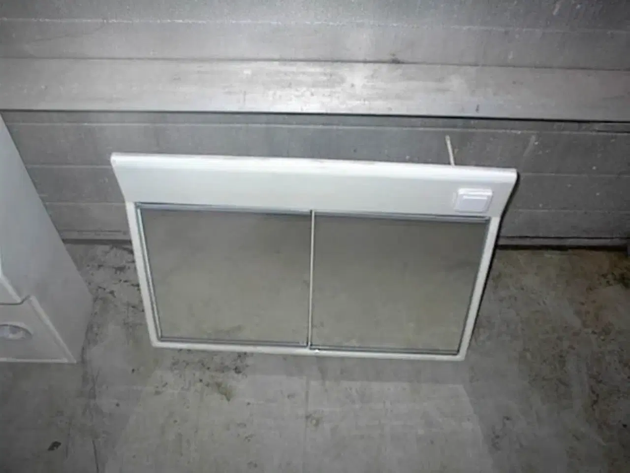 Billede 1 - Toilet Skab