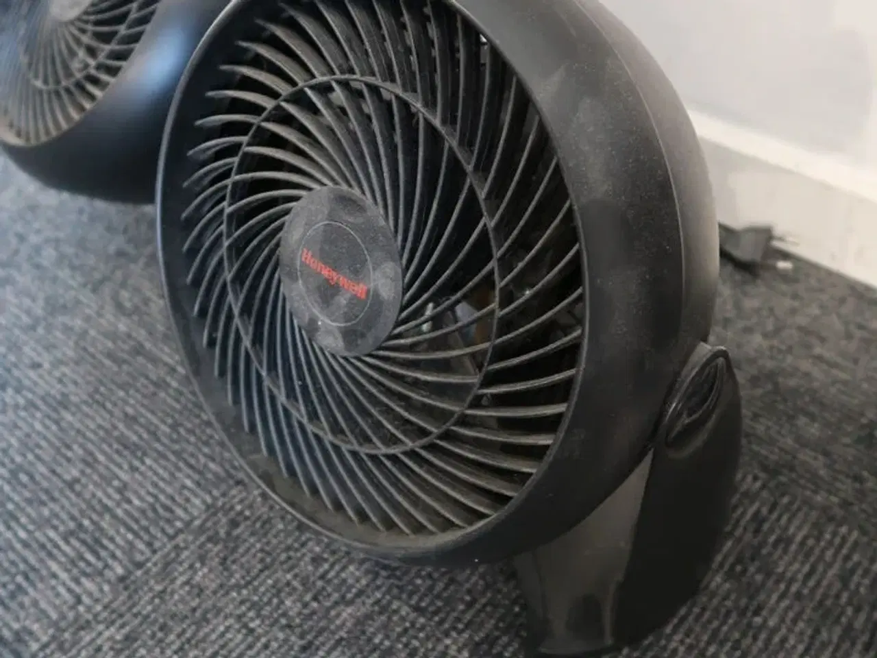 Billede 2 - 2 stk. Ventilatorer HONEYWELL
