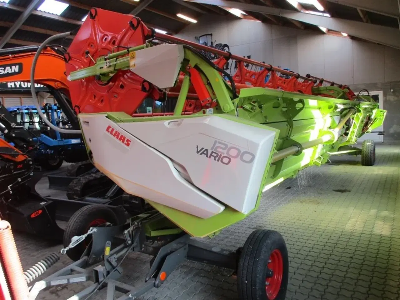 Billede 5 - CLAAS V1200 Vario med rapsudstyr og vogn