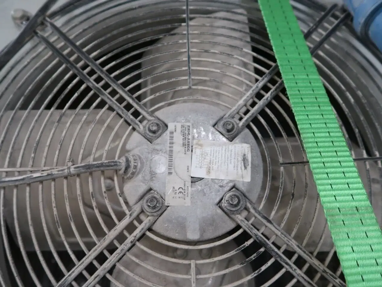 Billede 3 - Palle med udsugningsdele (defekt)