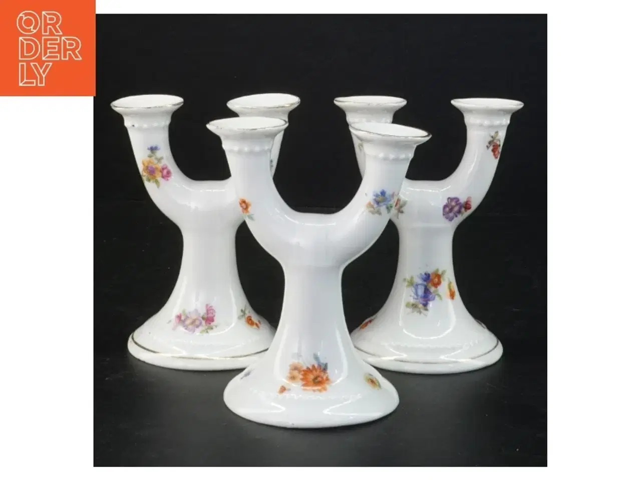 Billede 1 - Porcelænslysestager (str. 12 x 9,5 x 8 cm)