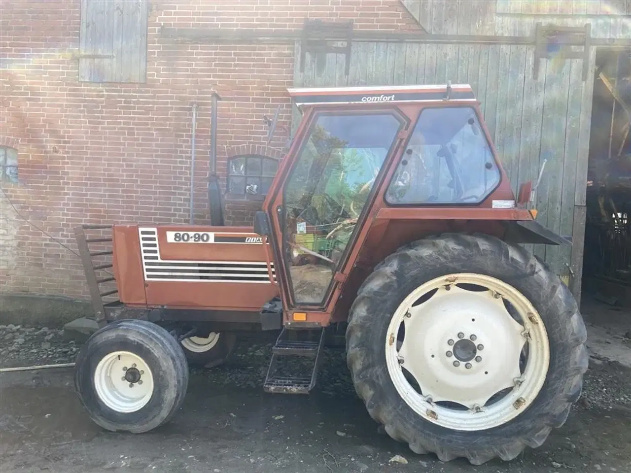 Billede 2 - Fiat 80-90 kun kørt 2.982 timer.