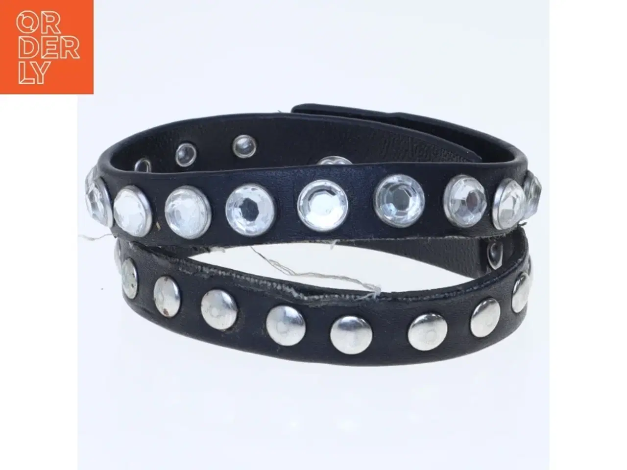 Billede 1 - Sort nittearmbånd (str. 21 cm)