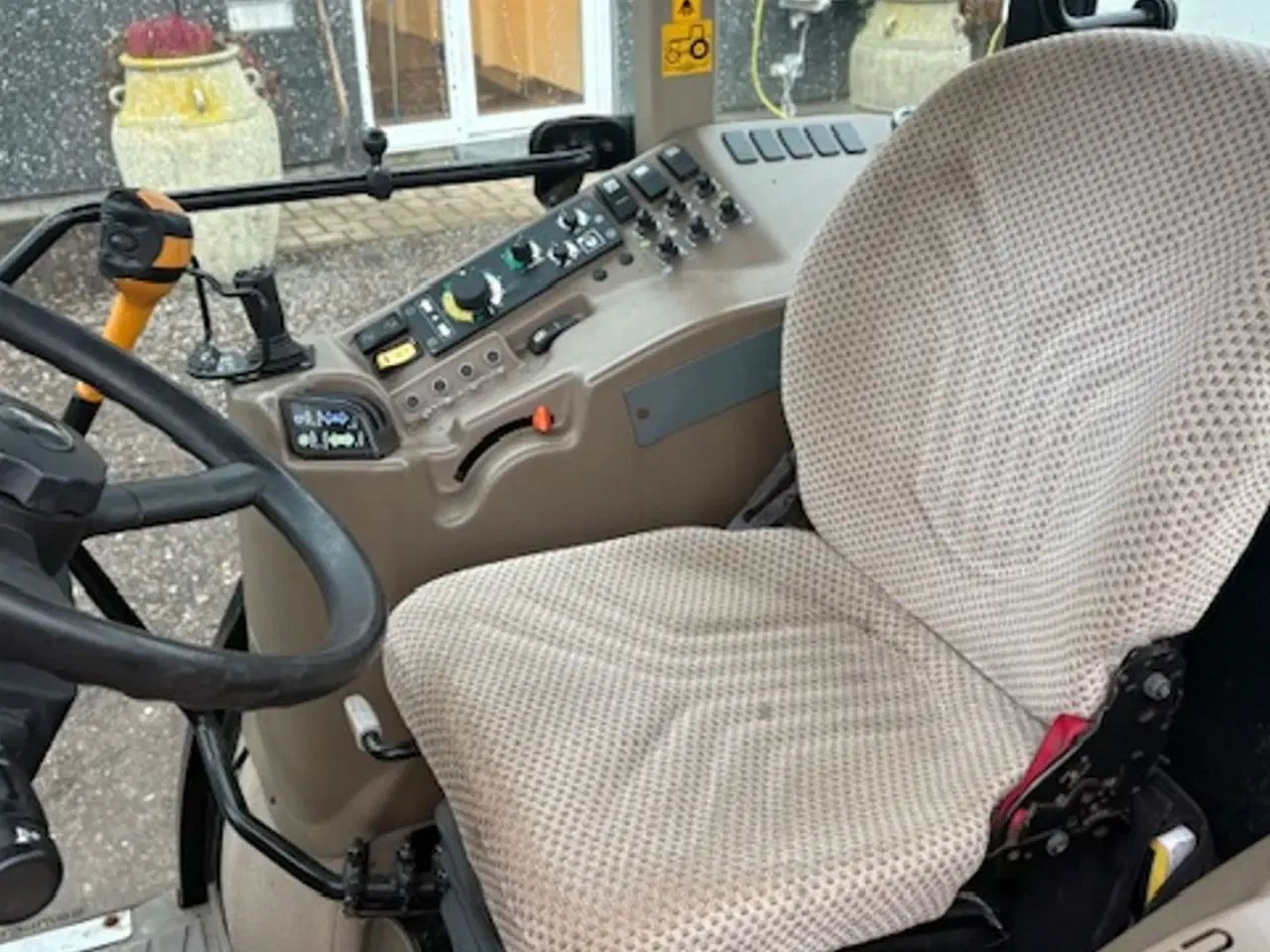 Billede 17 - John Deere 5105GF FRONTLIFT. HJUL MED GRÆSDÆK MEDFØLGER