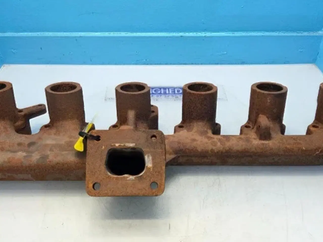 Billede 13 - John Deere  6068   Manifold   R521308