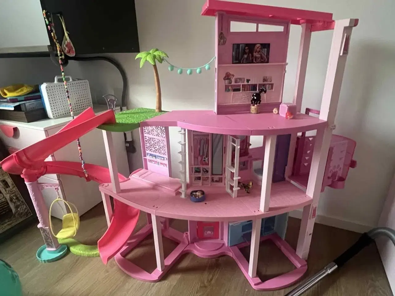 Billede 1 - Barbie dreamhouse (2023)