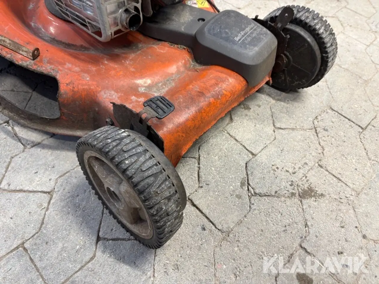 Billede 8 - Græsslåmaskine Husqvarna