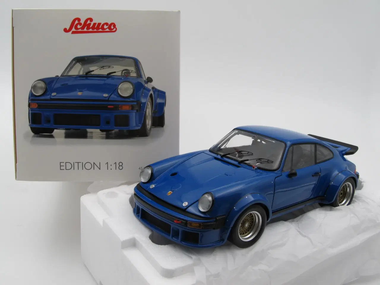 Billede 2 - 1976 Porsche 911 / 934 RSR Limited Edition 1:18