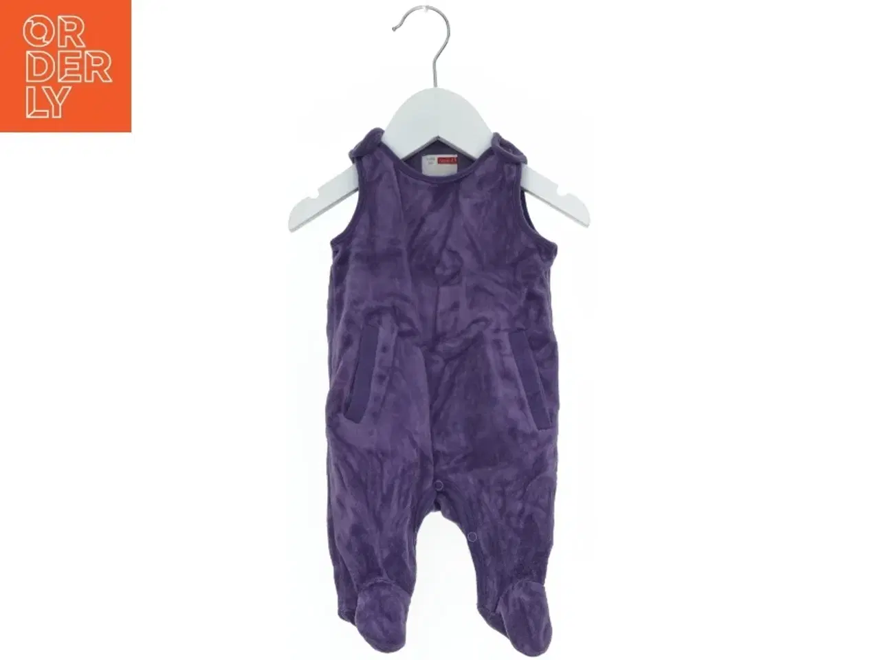Billede 1 - Lilla heldragt fra Name It (str. 56)