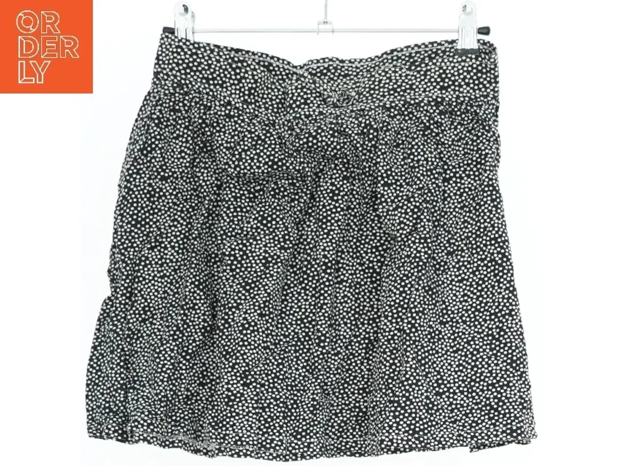 Billede 1 - Nederdel med prikket mønster fra YD (str. 152)