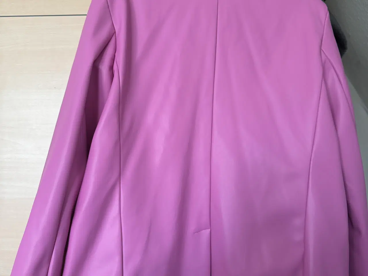 Billede 3 - Pink blazer