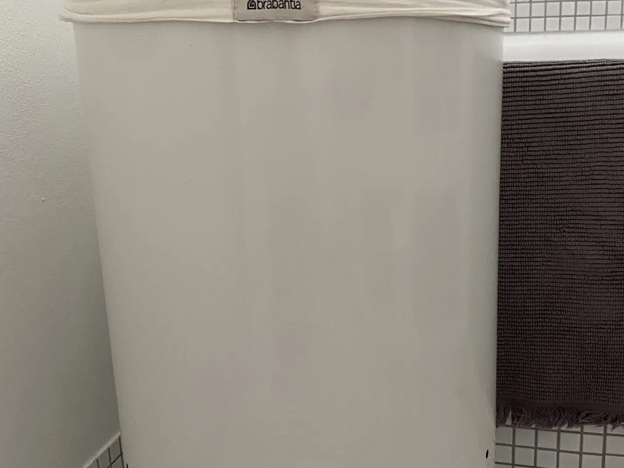 Billede 1 - Brabantia vasketøjskurv 60 Liter