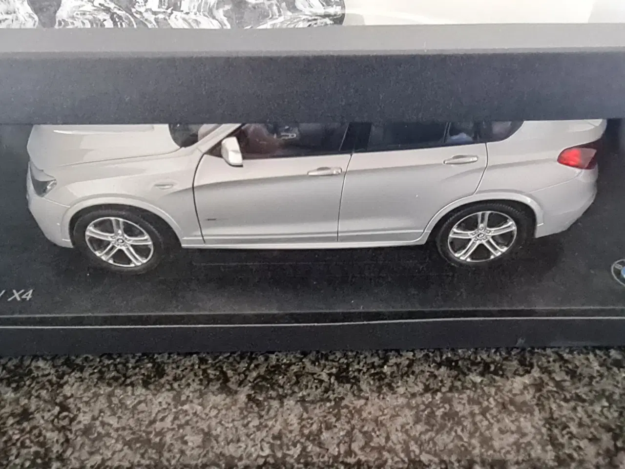 Billede 5 - 1:18 BMW X4 Glacier Grey