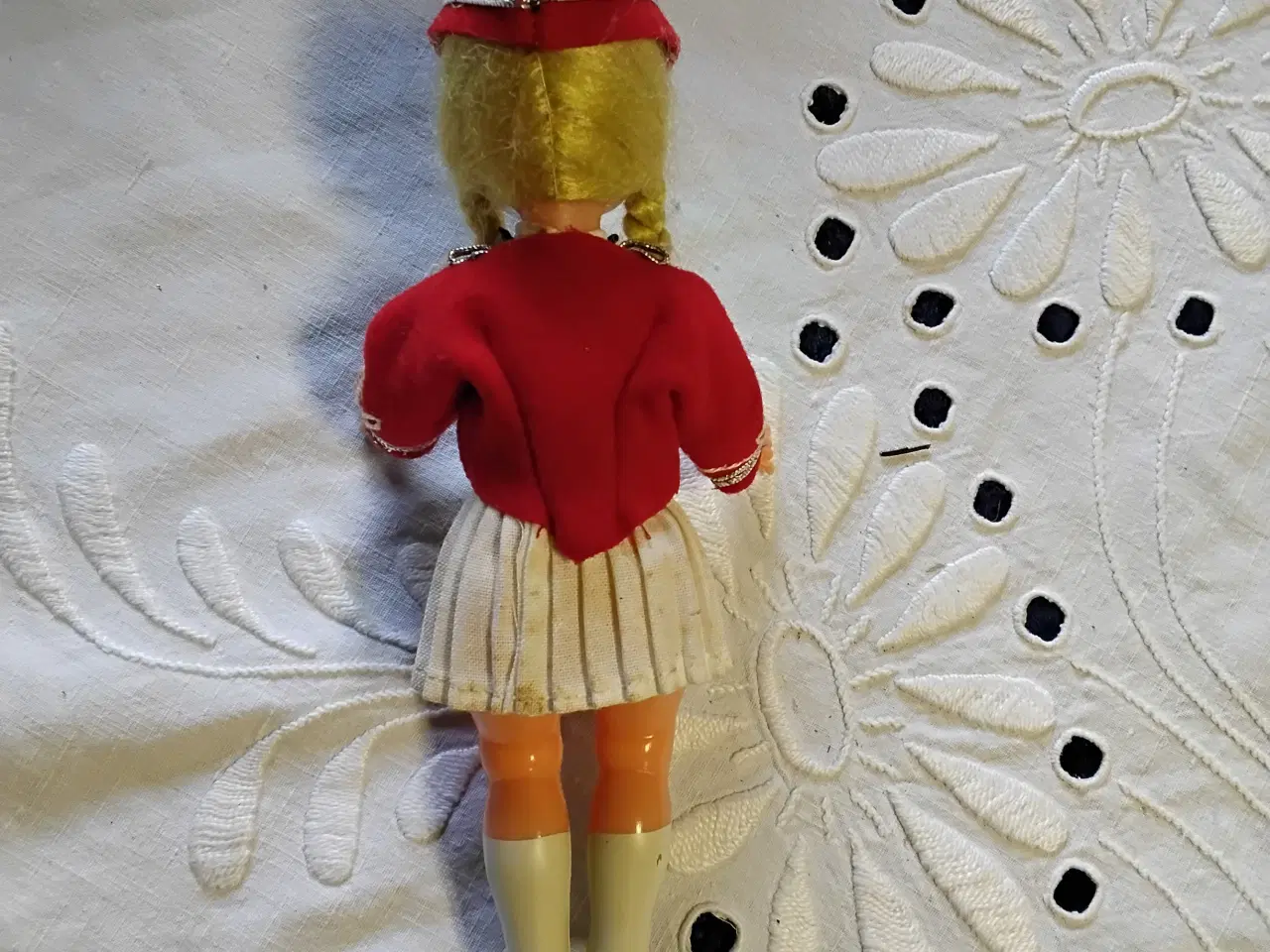 Billede 3 - Varde Garden souvenir - dukker fra før 1984 - sæt