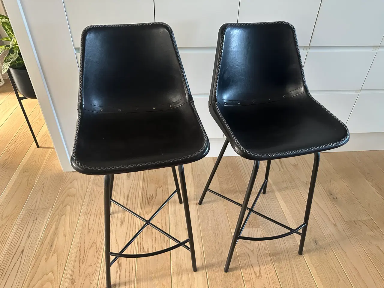 Billede 2 - Nordal barstole 
