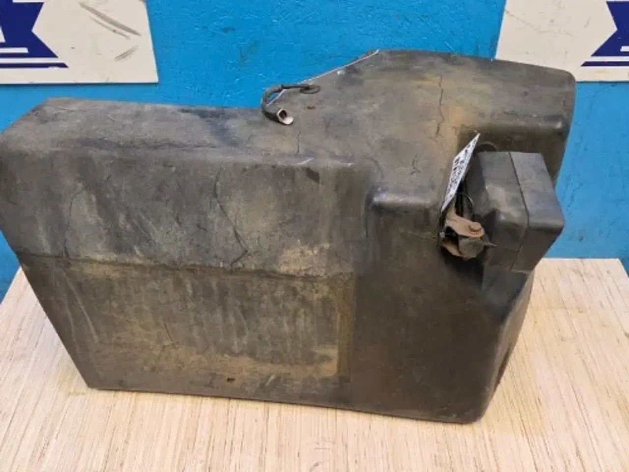 Billede 10 - New Holland 8970 Baterikasse 86015813