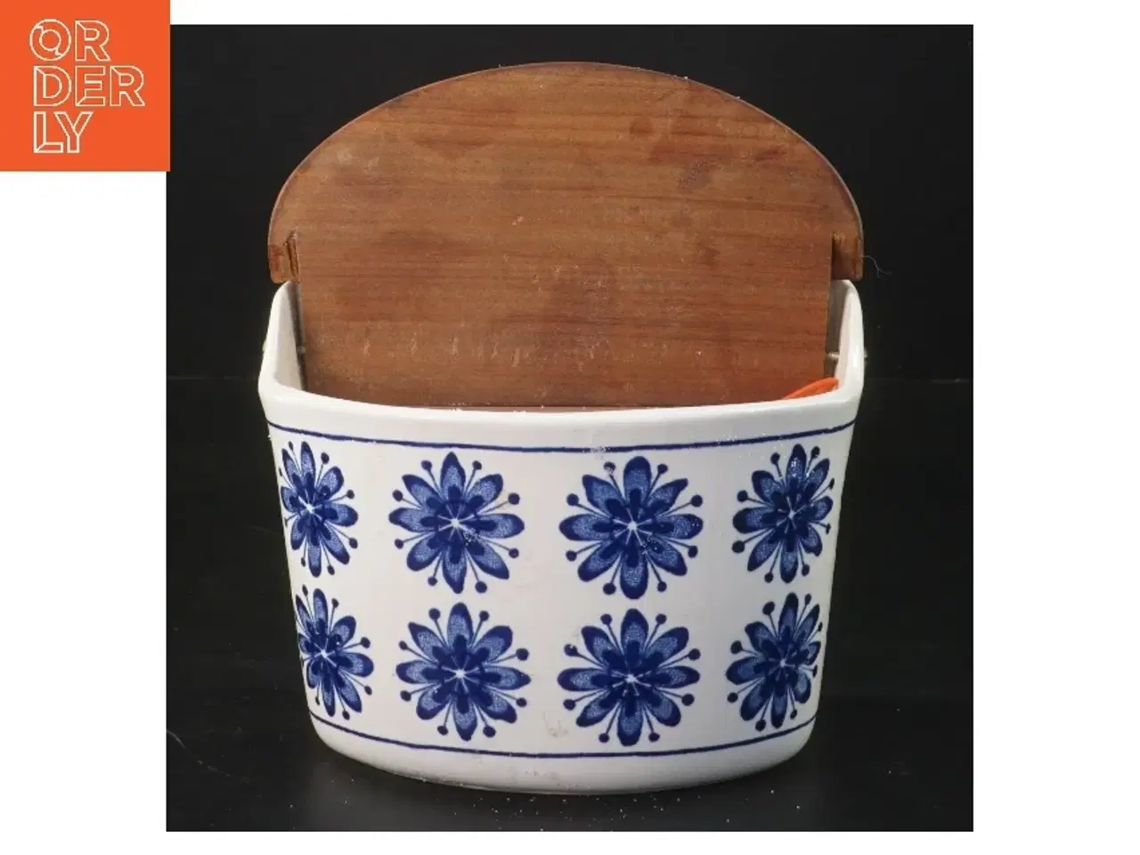 Billede 2 - Keramik væghængt krukke med trælåg (str. 14,5x15 cm)