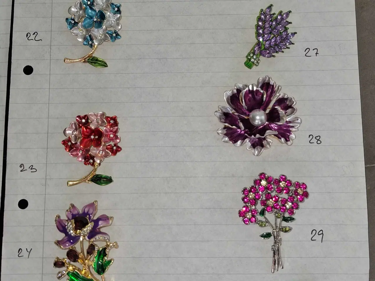 Billede 3 - Brocher med rhinsten