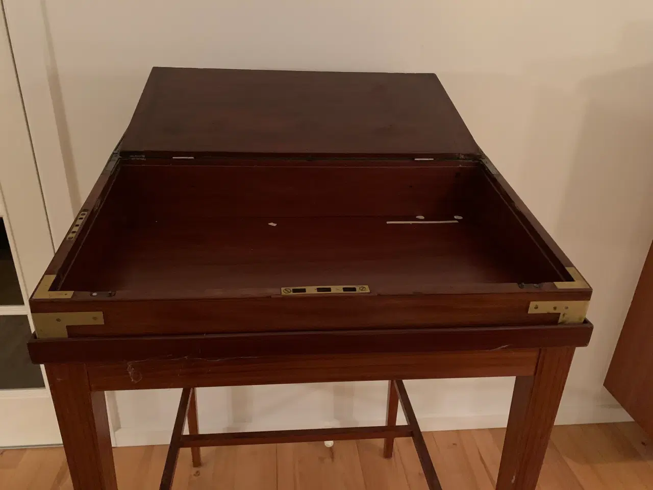 Billede 4 - Skrivepult (Mahoni) 