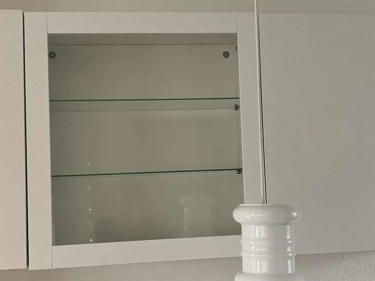 Billede 2 - Bestå skabe 