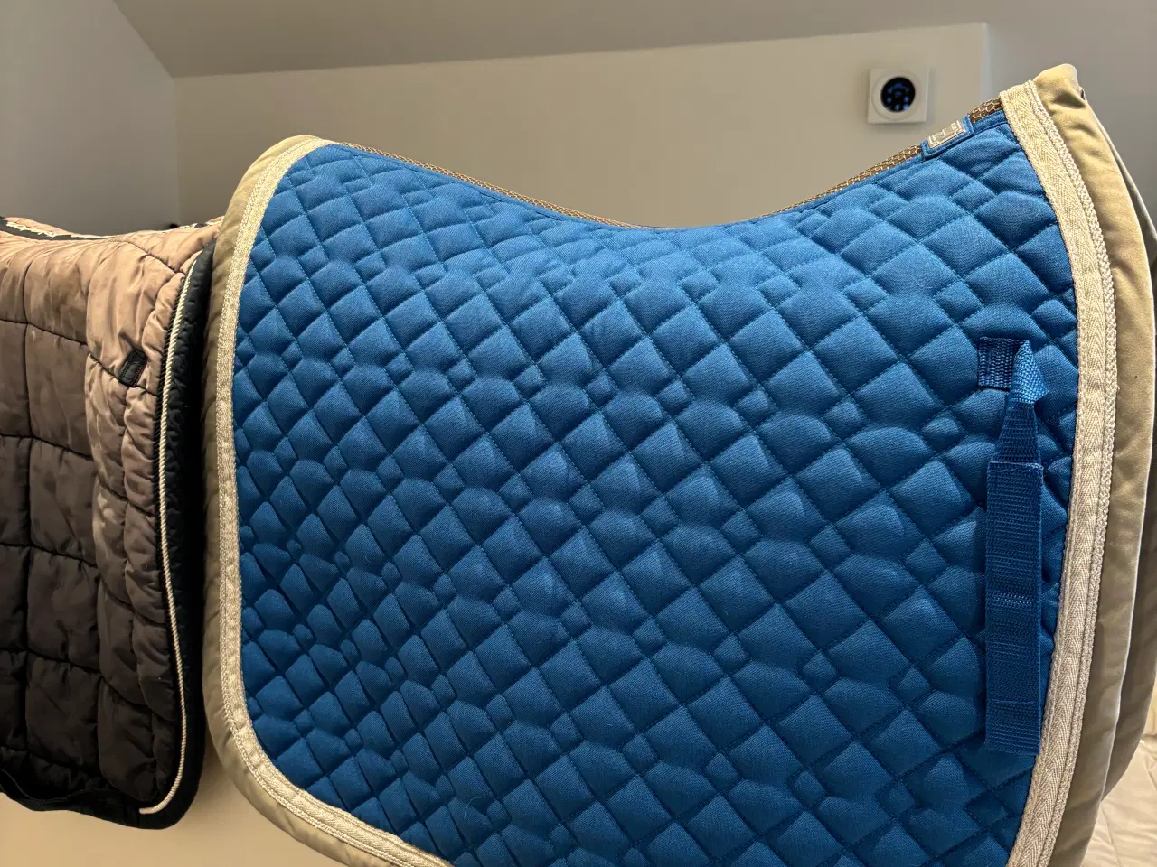 Billede 12 - Rideudstyr, trenser, underlag osv…..