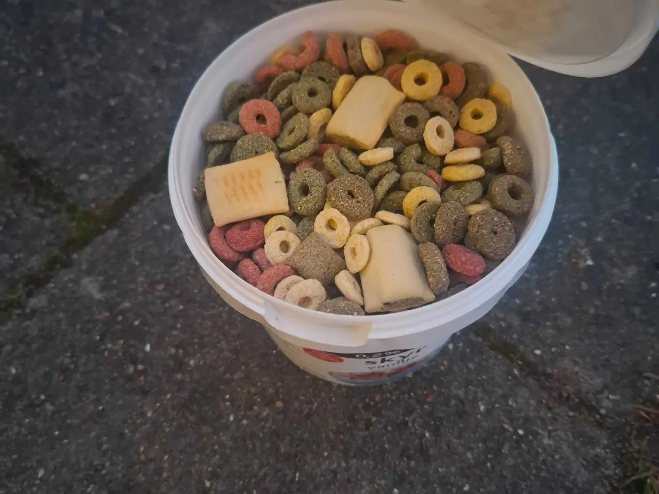 Billede 2 - Kanin mad, godbidder