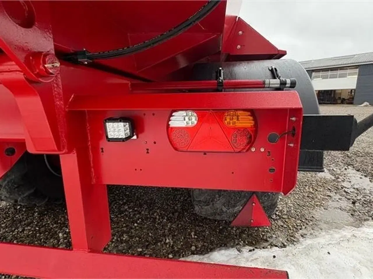 Billede 16 - Krampe Big Body 750 Hydraulisk Klapbar side