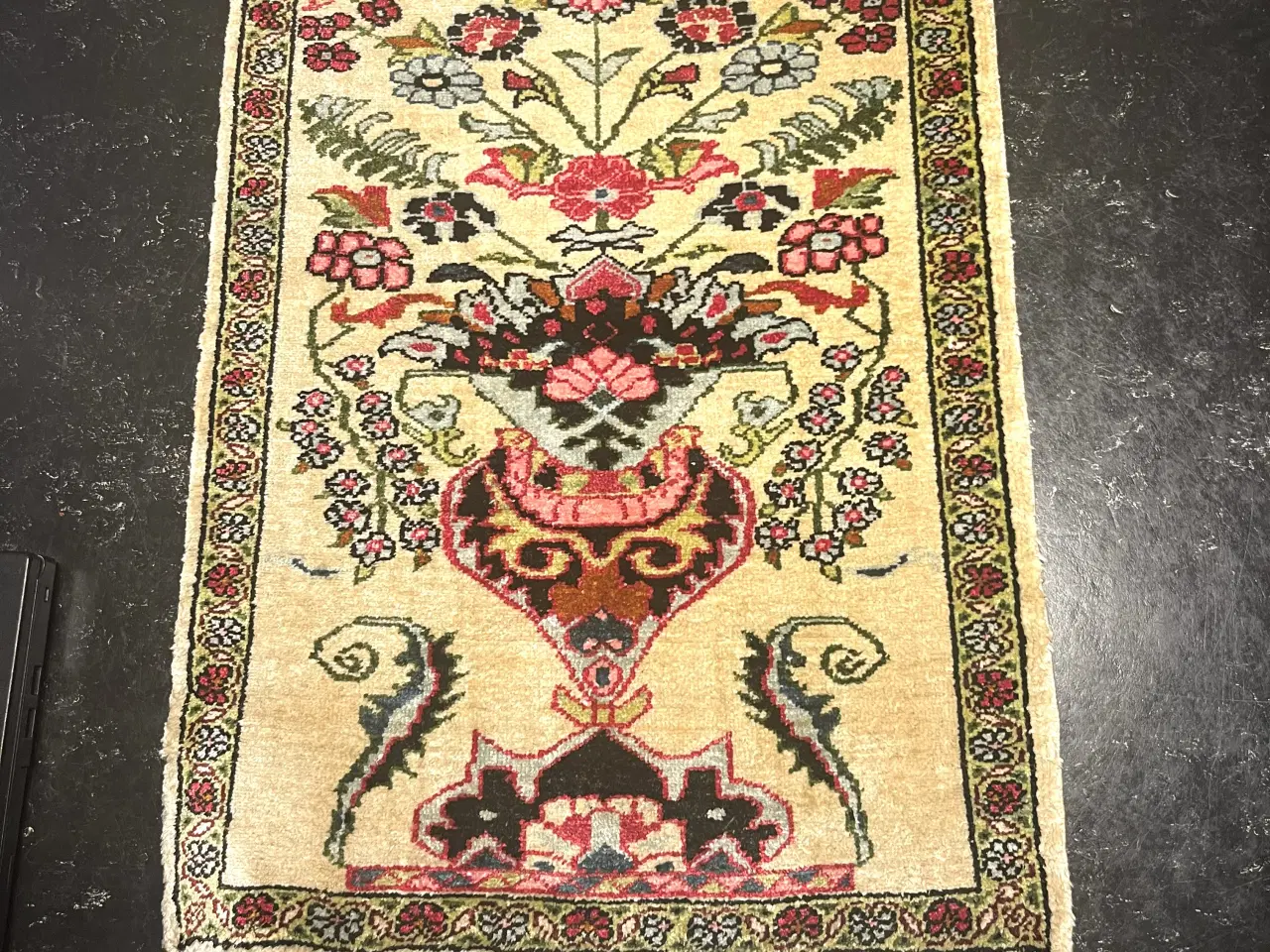 Billede 1 - Silketæppe Tunis m. vægophæng  68 x 40 cm 