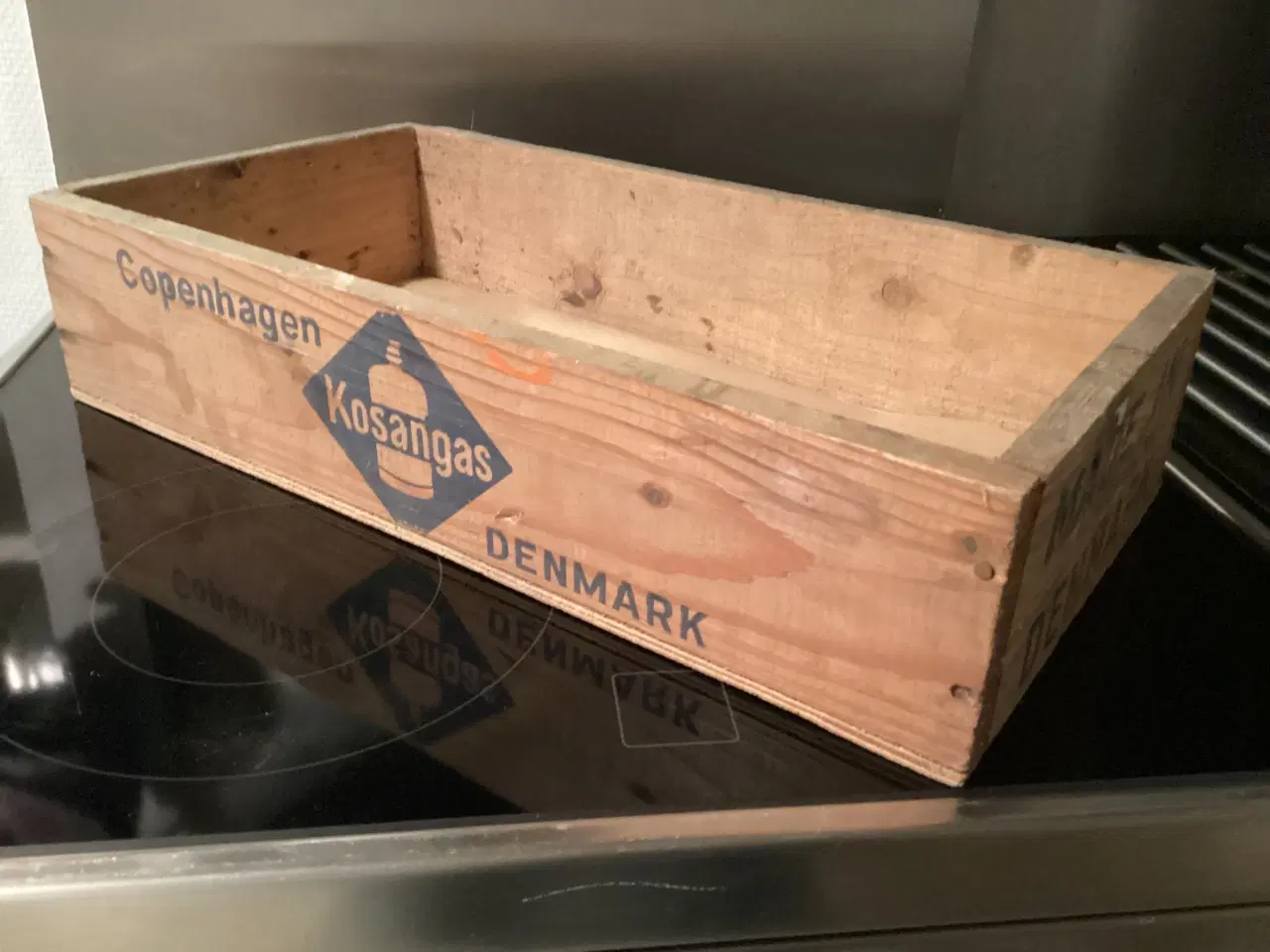 Billede 2 - Kosangas træ kasse med lidt forskelligt indhold