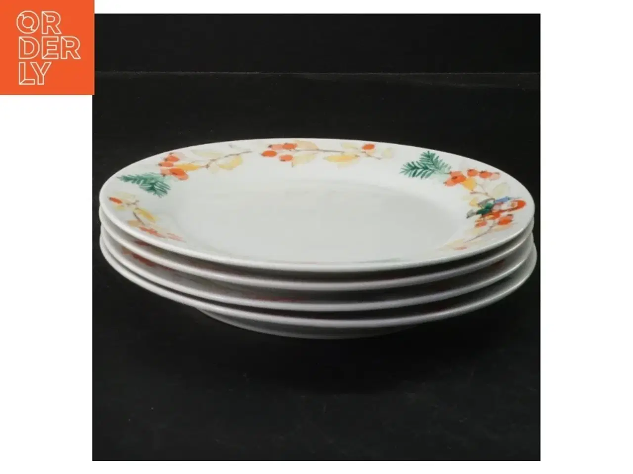 Billede 1 - Sæt af 4 dekorative tallerkener fra Mads Stage (str. Ø 19 cm)