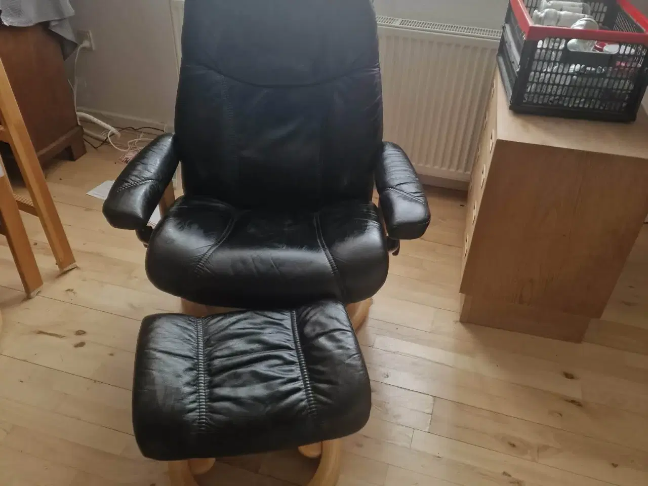Billede 2 - Stole 2 læder stole  (1 skammel)