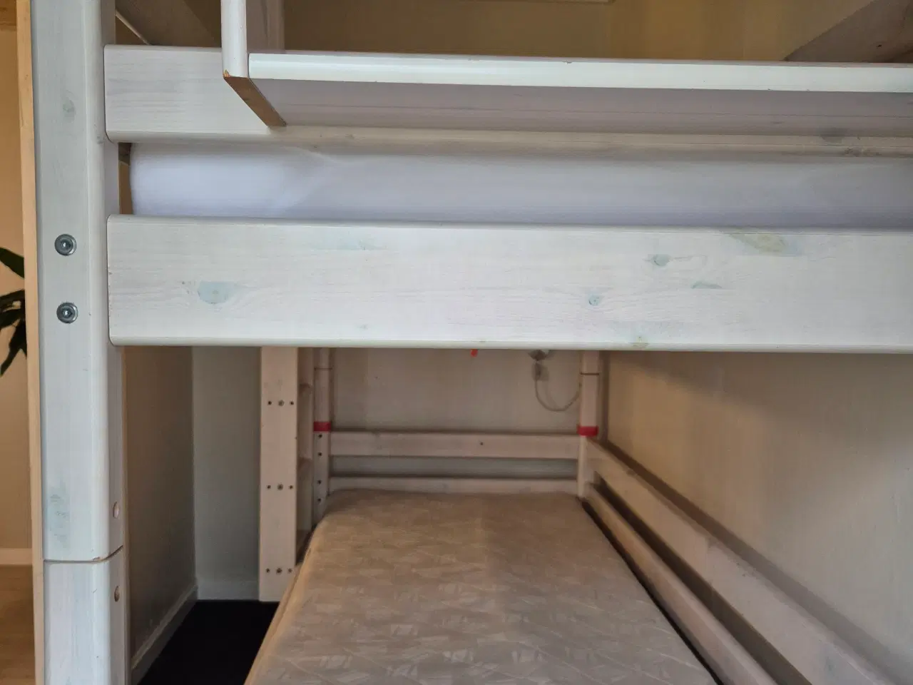 Billede 5 - Flexa Køjeseng med gode 90x200 cm madrasser 