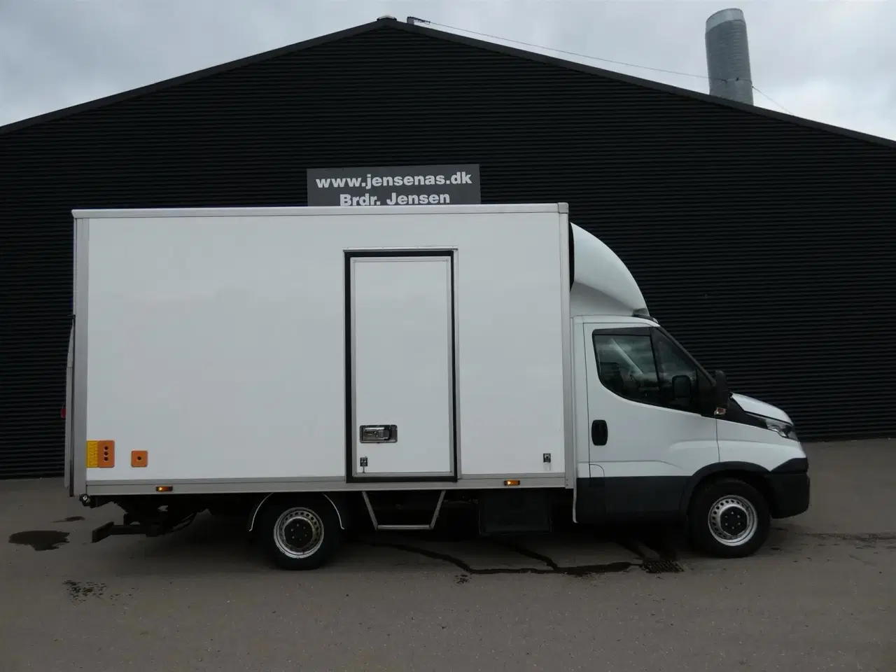 Billede 2 - Iveco Daily 35S14 2,3 D Alu.kasse m./lift 136HK Ladv./Chas. Man.